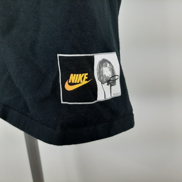 The Nike Tee Men's T-shirt Size Small Black DC7 - Picture 3 of 5